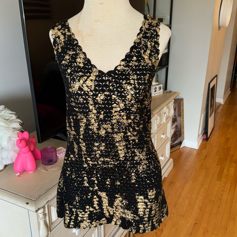 SALE ⭐️⭐️⭐️ SIMON CHANG crochet mini dress